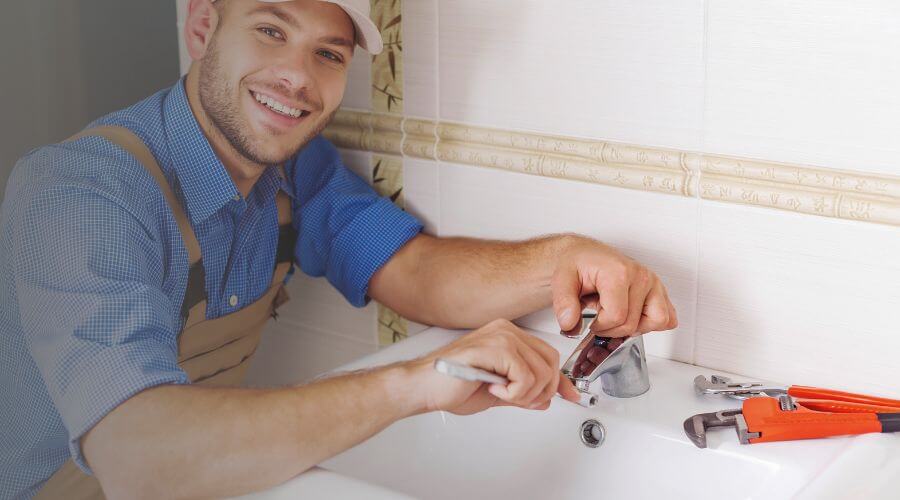 Professional clogged drains services in New Riegel, OH